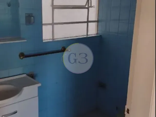 Apartamento 3 quartos e 2 banheiros, para alugar, no bairro Centro em Pelotas