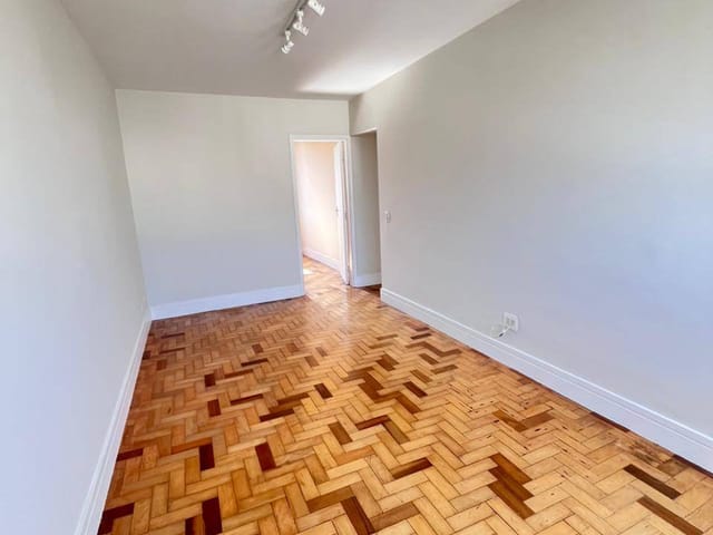 Apartamento 2 quartos e 2 banheiros, à venda, no bairro Vila Mariana em São Paulo