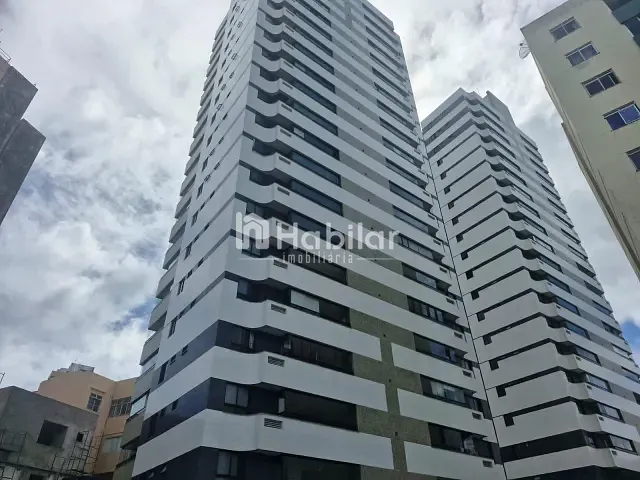 Apartamento 2 quartos e 3 banheiros, para alugar, no bairro Canela em Salvador