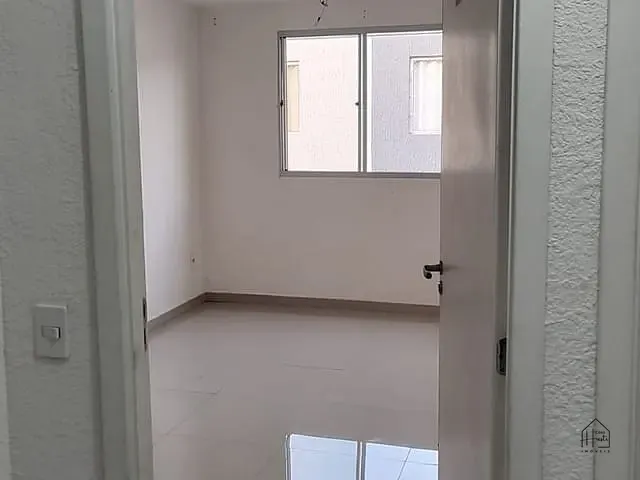 Apartamento 2 quartos e 1 banheiro, à venda, no bairro Jardim Petrópolis em Cotia
