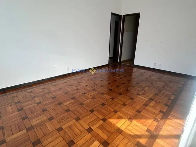 Apartamento com 70m² 3 quartos e 2 banheiros, para alugar, no bairro Centro em Petrópolis