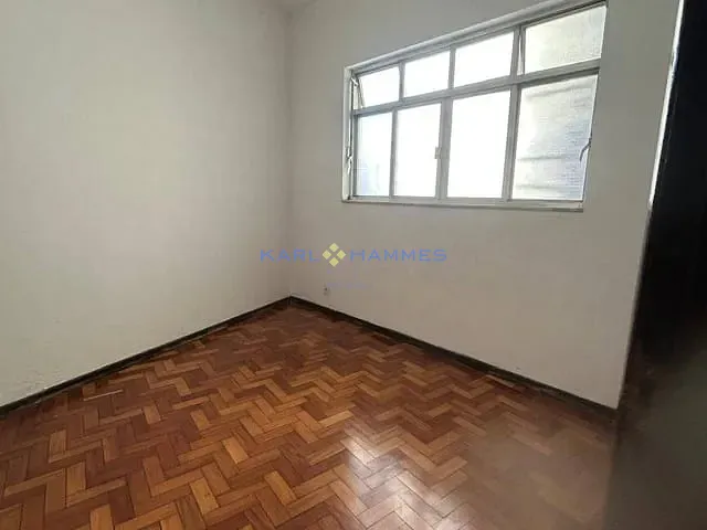 Apartamento com 70m² 3 quartos e 2 banheiros, para alugar, no bairro Centro em Petrópolis