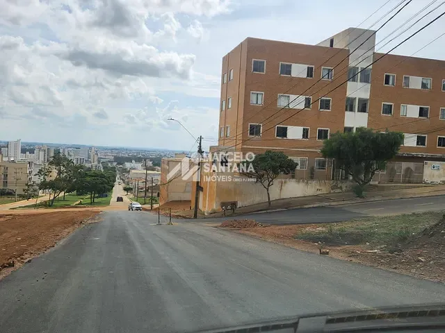 Apartamento 2 quartos e 1 banheiro, à venda, no bairro Candeias em Vitória da Conquista