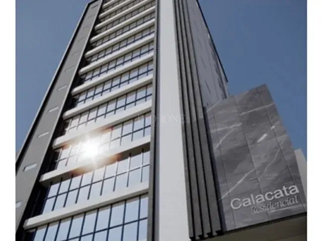Apartamento com 92m² 2 quartos e 3 banheiros, à venda, no bairro centro em Camboriú