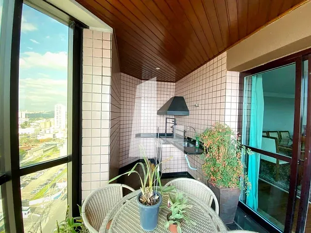Apartamento com 340m² 4 quartos e 6 banheiros, à venda, no bairro Centro em Guarulhos