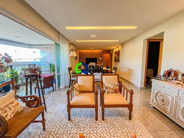 Apartamento com 160m² 4 quartos e 4 banheiros, à venda, no bairro Barra da Tijuca em Rio de Janeiro