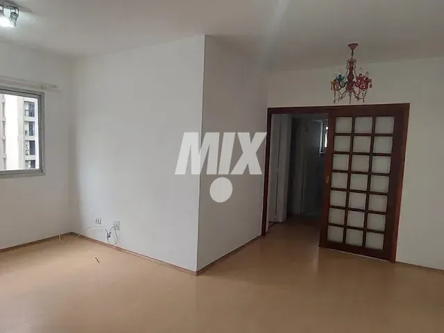 Apartamento 2 quartos e 1 banheiro, para alugar, no bairro Moema em São Paulo