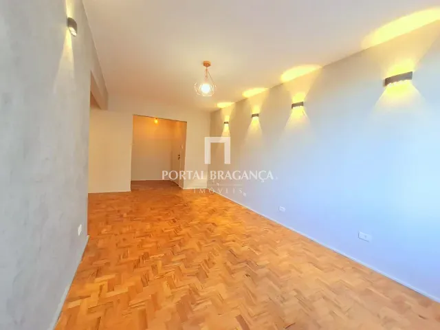 Apartamento 2 quartos e 2 banheiros, para alugar, no bairro Jardim Paulista em São Paulo