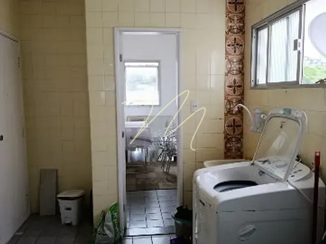 Apartamento com 130m² 3 quartos e 2 banheiros, para alugar, no bairro Centro em Ilhéus