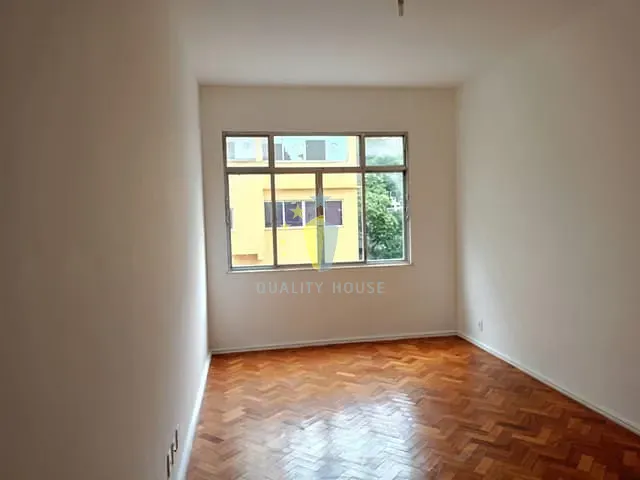 Apartamento com 80m² 2 quartos e 1 banheiro, para alugar, no bairro Copacabana em Rio de Janeiro