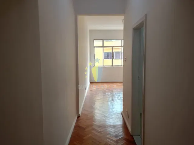 Apartamento com 80m² 2 quartos e 1 banheiro, para alugar, no bairro Copacabana em Rio de Janeiro