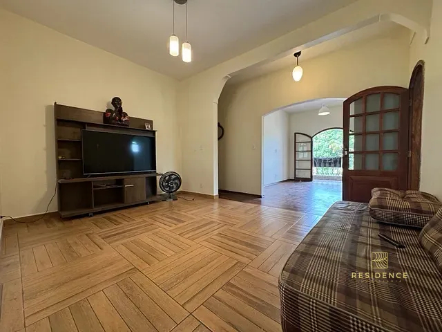 Apartamento 4 quartos e 2 banheiros, à venda, no bairro Sessenta em Volta Redonda