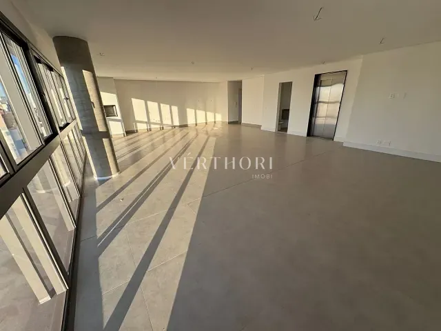 Apartamento 3 quartos e 5 banheiros, à venda, no bairro Gleba Fazenda Palhano em Londrina