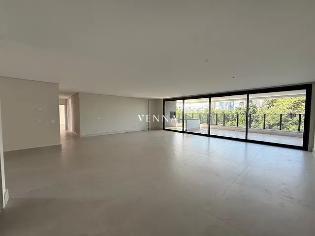 Apartamento 4 quartos e 6 banheiros, à venda, no bairro Jardim São Jorge em Londrina