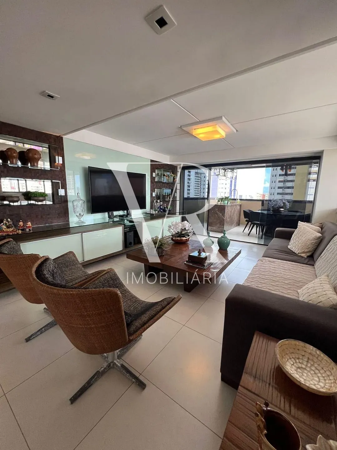 Apartamento, 4 quartos, 245 m² - Foto 1