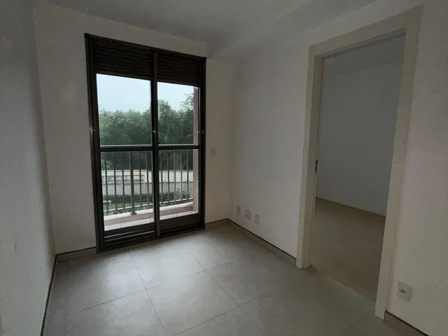 Apartamento 2 quartos e 1 banheiro, para alugar, no bairro Cachambi em Rio de Janeiro