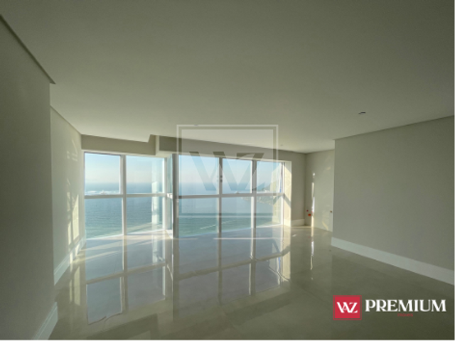 Apartamento com 194m² 4 quartos e 5 banheiros, à venda, no bairro Centro em Balneário Camboriú