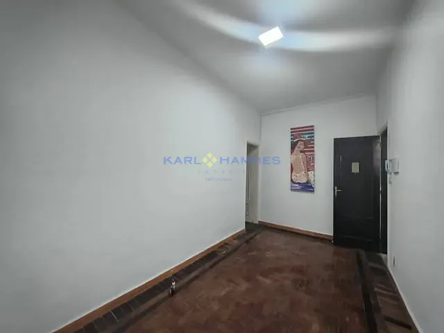 Apartamento 1 quarto e 1 banheiro, para alugar, no bairro Centro em Petrópolis