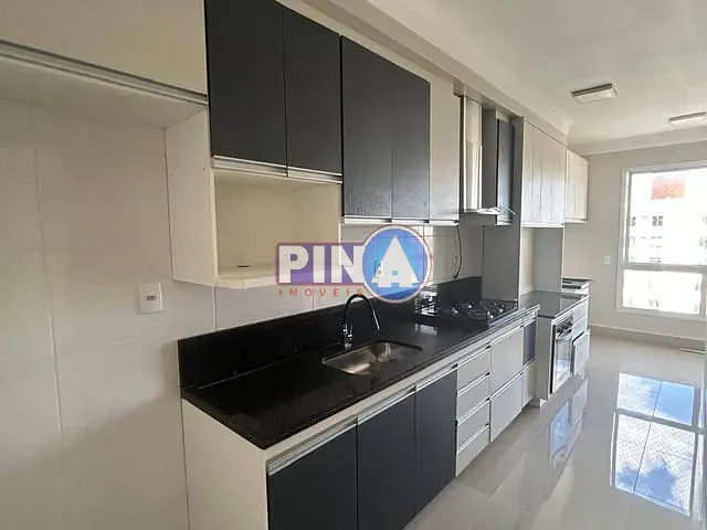 Apartamento com 100m² 3 quartos e 1 banheiro, para alugar, no bairro Jardim América em Goiânia