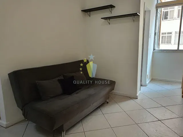 Apartamento com 30m² 1 quarto e 1 banheiro, para alugar, no bairro Copacabana em Rio de Janeiro