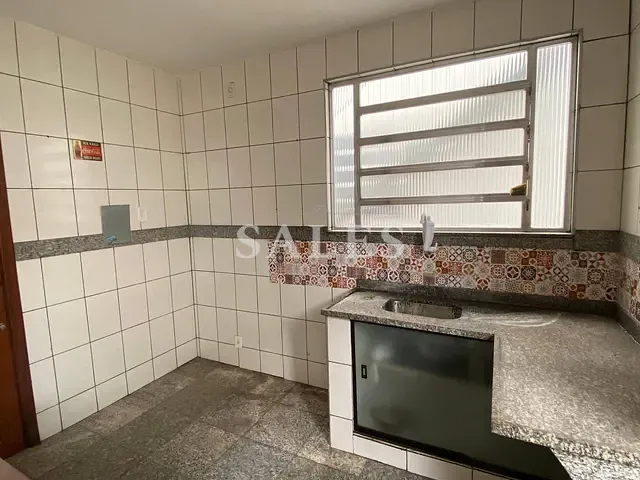Apartamento com 82m² 2 quartos e 1 banheiro, à venda ou para alugar, no bairro Bom Pastor em Juiz de Fora