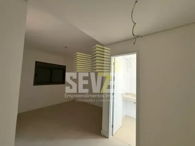 Apartamento com 117m² 2 quartos e 2 banheiros, à venda, no bairro Jardim Estoril IV em Bauru