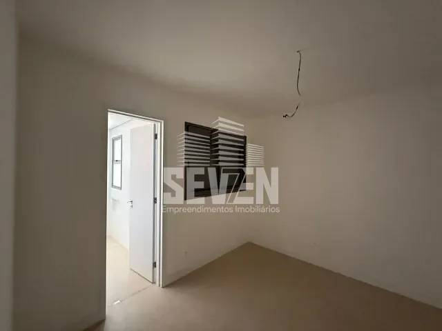 Apartamento com 117m² 2 quartos e 2 banheiros, à venda, no bairro Jardim Estoril IV em Bauru