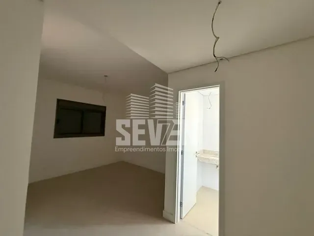 Apartamento com 117m² 2 quartos e 2 banheiros, à venda, no bairro Jardim Estoril IV em Bauru