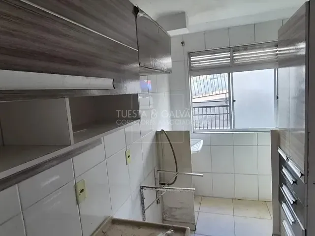 Apartamento com 47m² 2 quartos e 1 banheiro, à venda, no bairro Santa Cândida em Curitiba