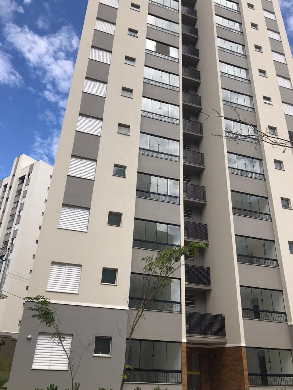 Apartamento à venda com 2 quartos, 62m² - Foto 3