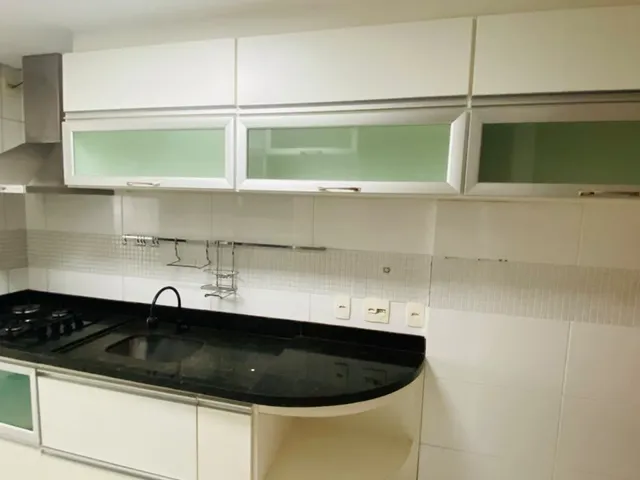 Apartamento 3 quartos e 3 banheiros, para alugar, no bairro Alto da Glória em Goiânia