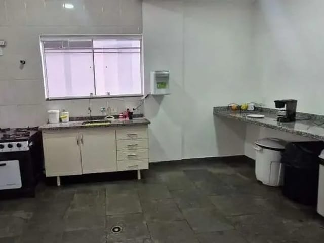 Apartamento com 90m² 3 quartos e 1 banheiro, para alugar, no bairro Vila Pinheirinho em Santo André