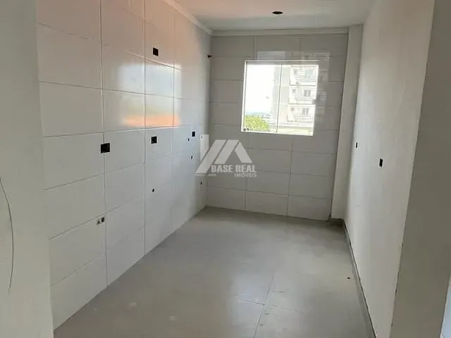 Apartamento com 138m² 3 quartos e 1 banheiro, à venda, no bairro Uvaranas em Ponta Grossa