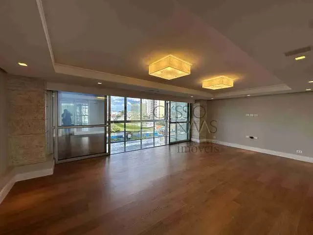 Apartamento com 359m² 4 quartos e 5 banheiros, à venda, no bairro Centro em Apucarana