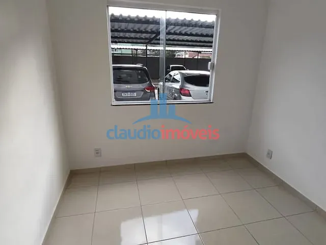 Apartamento 2 quartos e 1 banheiro, à venda, no bairro Colônia Santo Antônio em Barra Mansa