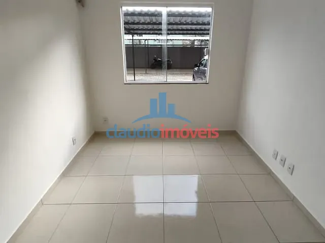 Apartamento 2 quartos e 1 banheiro, à venda, no bairro Colônia Santo Antônio em Barra Mansa