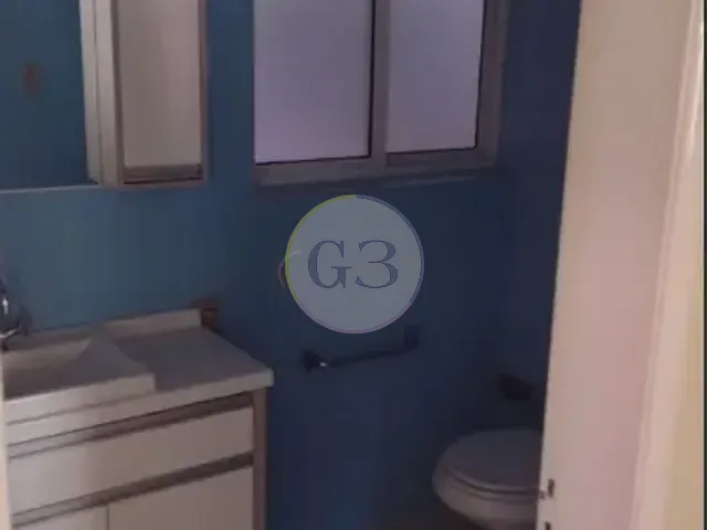 Apartamento 3 quartos e 2 banheiros, para alugar, no bairro Centro em Pelotas