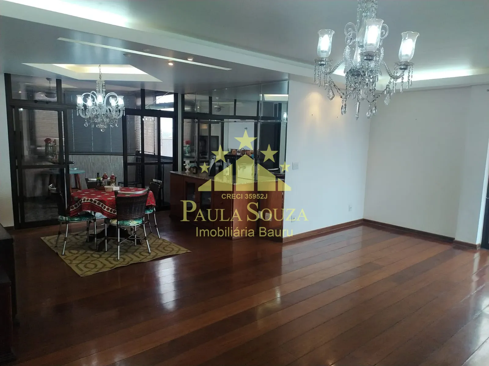 Apartamento, 3 quartos, 210 m² - Foto 1