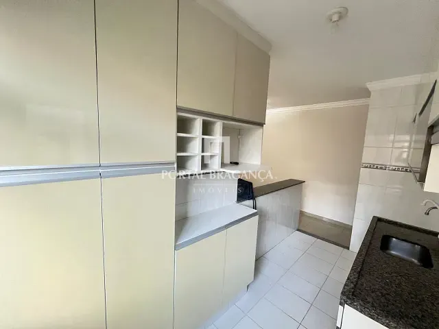 Apartamento com 65m² 2 quartos e 1 banheiro, para alugar, no bairro Residencial das Ilhas em Bragança Paulista