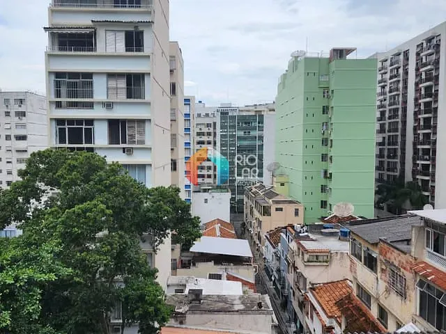 Apartamento com 85m² 3 quartos e 1 banheiro, à venda, no bairro Copacabana em Rio de Janeiro