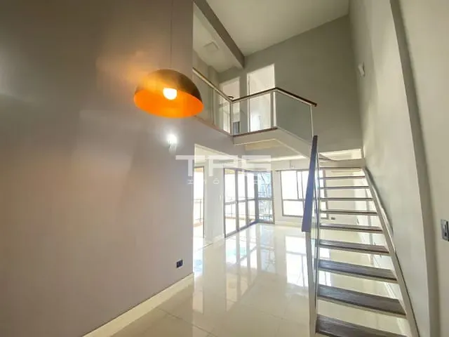 Apartamento com 223m² 3 quartos e 2 banheiros, para alugar, no bairro Centro em Taubaté