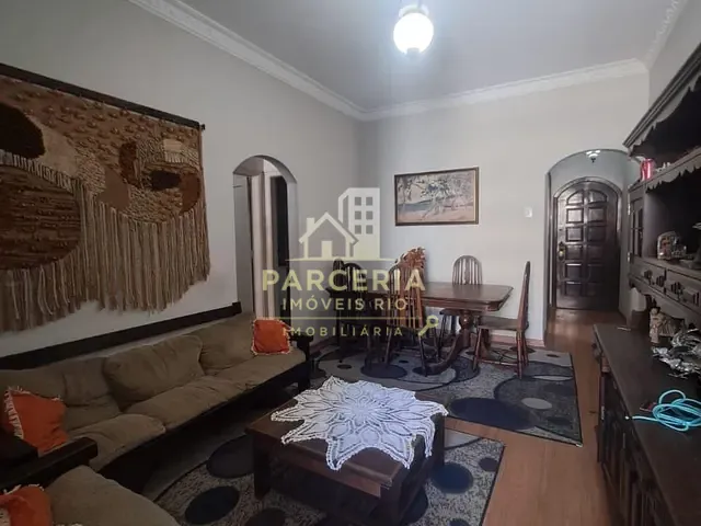 Apartamento com 95m² 3 quartos e 2 banheiros, à venda, no bairro Copacabana em Rio de Janeiro