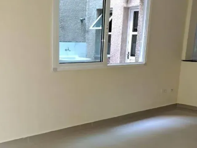 Apartamento com 49m² 2 quartos e 1 banheiro, para alugar, no bairro Vila Pires em Santo André