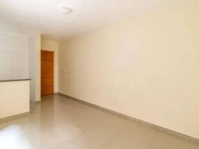 Apartamento com 49m² 2 quartos e 1 banheiro, para alugar, no bairro Vila Pires em Santo André