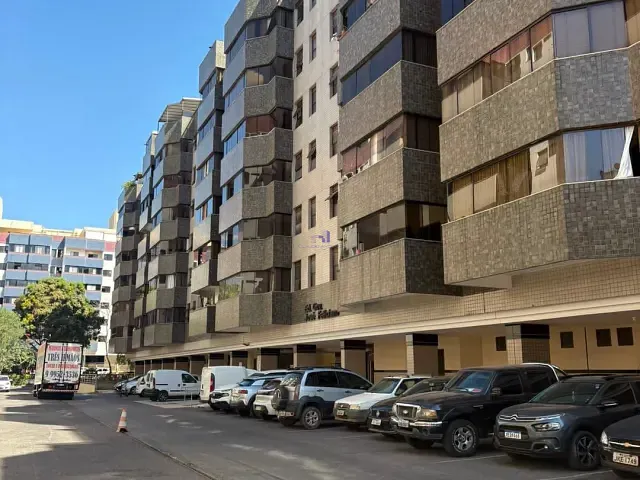 Apartamento 2 quartos e 2 banheiros, para alugar, no bairro Asa Norte em Brasília
