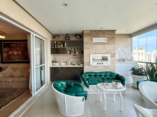 Apartamento com 372m² 4 quartos e 5 banheiros, à venda, no bairro Barra da Tijuca em Rio de Janeiro