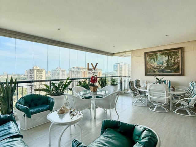 Apartamento com 372m² 4 quartos e 5 banheiros, à venda, no bairro Barra da Tijuca em Rio de Janeiro