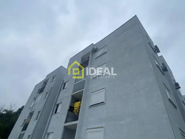 Apartamento 2 quartos e 1 banheiro, para alugar, no bairro Parque de Exposições em Concórdia