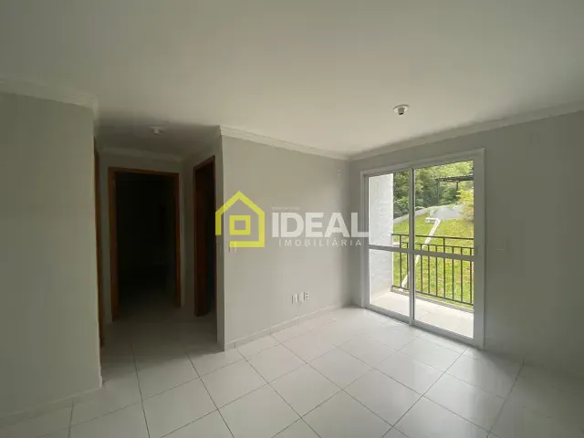 Apartamento 2 quartos e 1 banheiro, para alugar, no bairro Parque de Exposições em Concórdia