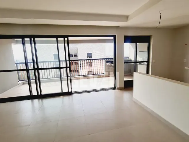 Apartamento com 127m², à venda, no bairro Vila Aviação em Bauru
